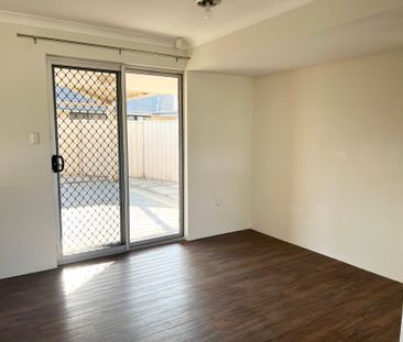 Great Home @ $650 Per Week - Photo 2