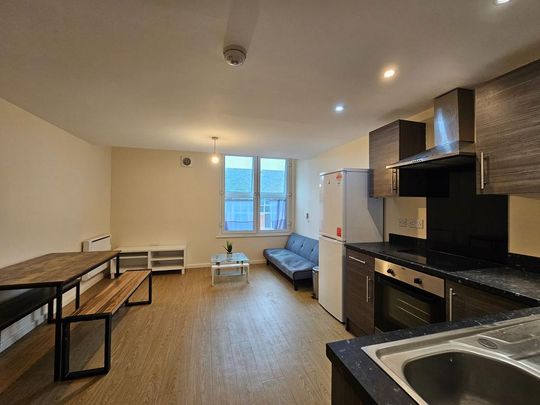 1 bedroom flat to rent - Photo 1