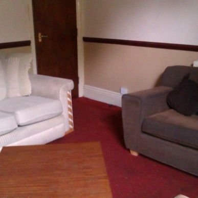 Homely Four Bed House - Photo 1