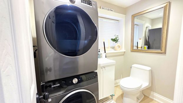 For Lease - 583 Old Weston Road Unit# Main & Upper, Toronto, Ontario - Photo 1