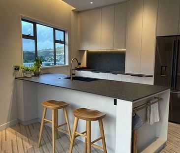 Charming Island Bay 3BR Home w/ Views - Photo 3