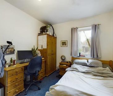 4 bedroom house to rent - Photo 3