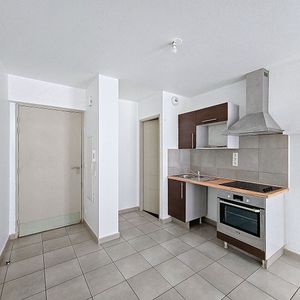 Location Appartement 1 pièce 37m² - Photo 2
