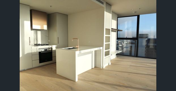 Contemporary PEAK Apartment - Photo 1