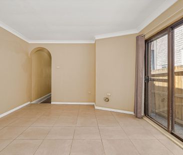 A Serene Inner-West Retreat with North-Facing Garden - Photo 3