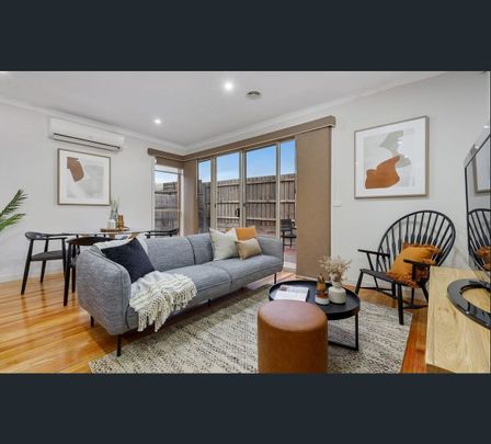 3/8 Stella Street, Glenroy, Vic 3046 - Photo 1