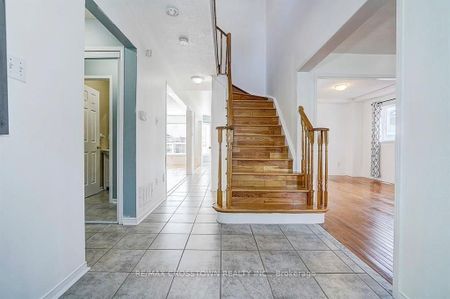 For Lease - 1187 Leslie Drive, Innisfil, Ontario - Photo 3