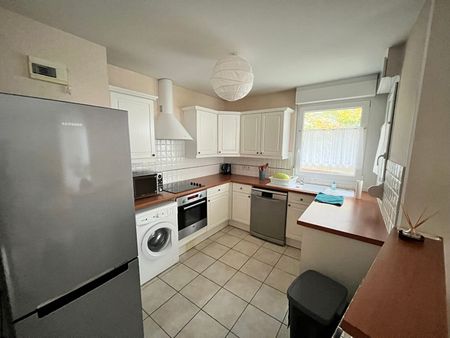 Location Appartement 4 pièces 80m² - Photo 5