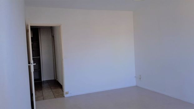 Location Appartement 1 pièce 28m² PESSAC 33600 - Photo 1