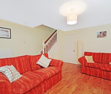 3 bedroom detached house to rent - Photo 4