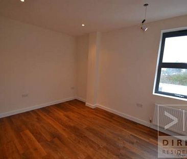 2 bedroom property to rent in Epsom - Photo 6