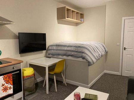 1 bedroom private hall to rent - Photo 4