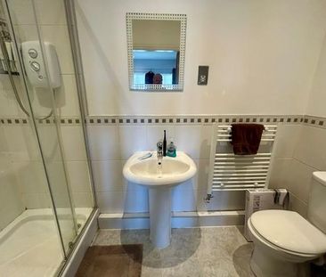 2 bedroom apartment to rent - Photo 4