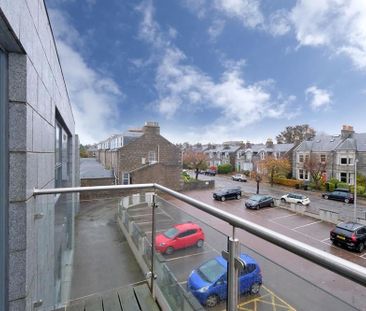 Beaconsfield Mews, Top Floor, AB15 - Photo 2