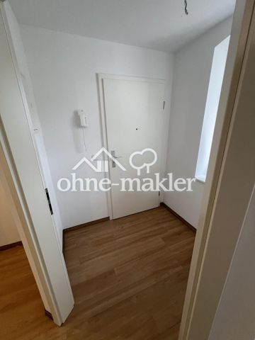 Frisch renovierte 2 Raum Wohnung im Zentrum - Foto 4