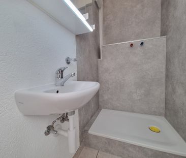 Charmant appartement de 3.5 pièces au centre-ville d'Aigle - Foto 4