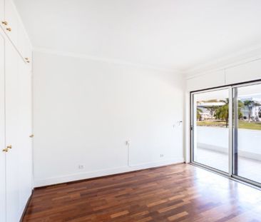 3 room luxury Apartment for rent in Cascais e Estoril, Cascais, Lisbon - Photo 1