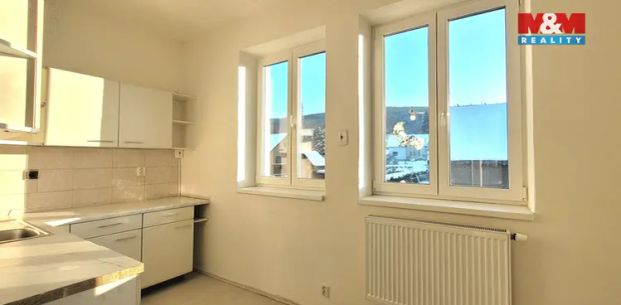 Pronájem bytu 1+1 v Smržovce, ul. Hlavní - Photo 1