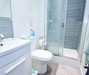 Greenheys Place, Woking, Surrey, GU22 - Photo 1