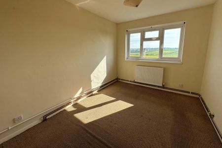 3 bedroom house to rent - Photo 3