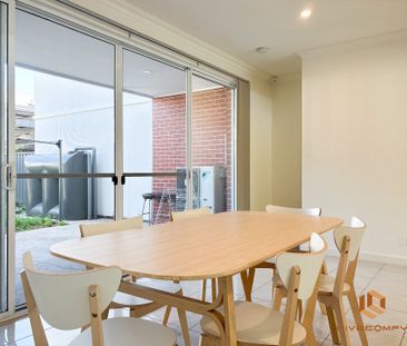 College Park - Photo 3