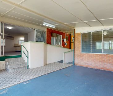 Cute and Charming Home in Great Location! - Photo 4