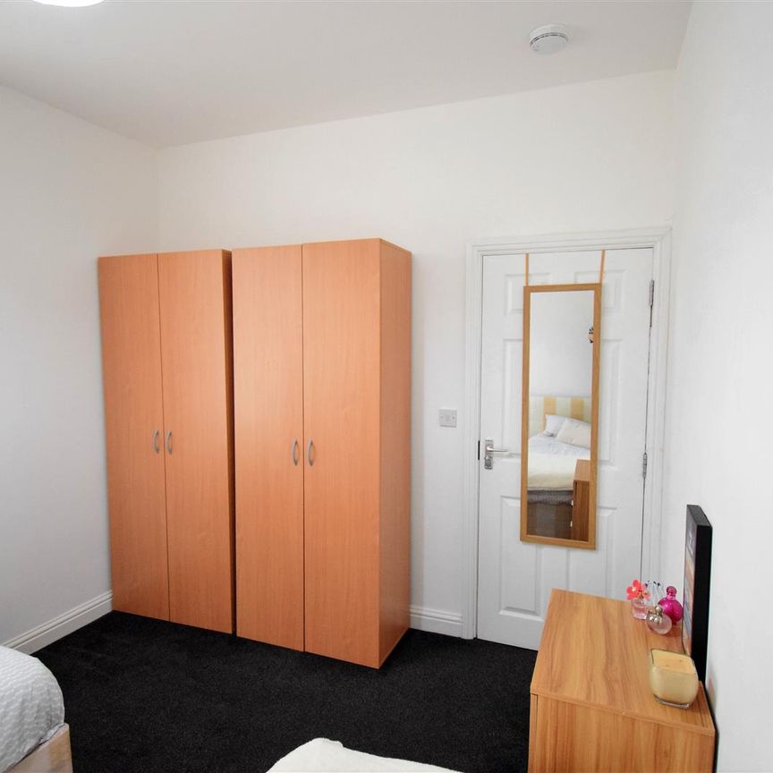 1 bed house share to rent in Dorset Street, Burnley, BB12 - Photo 1