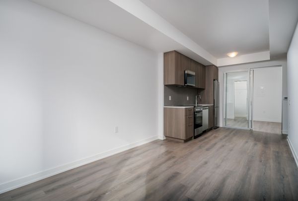 For Lease - 7439 Kingston Road Unit# 218, Toronto, Ontario - Photo 1