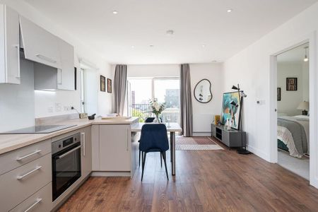 2 bedroom flat to rent - Photo 3