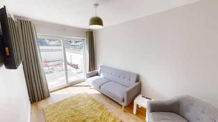 4 bedroom house to rent - Photo 2