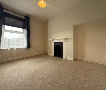 Roseland Crescent, Exeter, Devon, EX1 - Photo 2