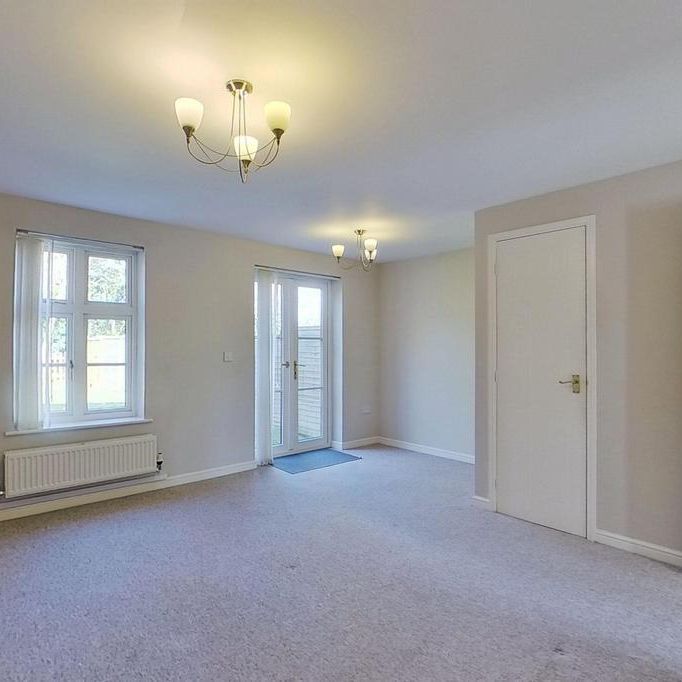 3 bedroom end of terrace house to rent - Photo 1