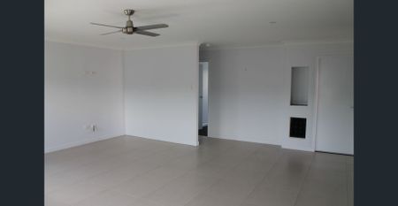 4 Bedroom home in Plantation Palms Estate close to both primary & secondary schools - Photo 2