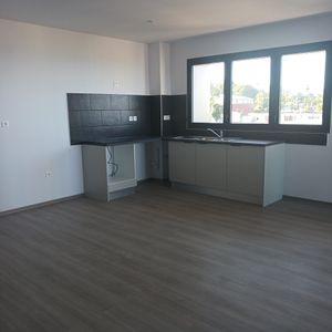A louer Appartement T3 quartier Trois Mares au TAMPON à partir de 688 € hors charges - Photo 2