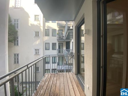 Exklusives Wohnen im Herzen der Altstadt mit Balkon - großzügige 3-Zimmerwohnung beim Hohen Markt! - Foto 2