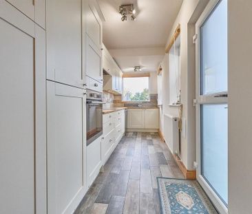 2 bedroom terraced house to rent - Photo 6