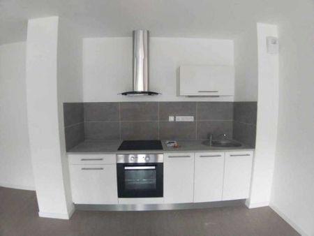 Location Appartement 2 pièces 42m² - Photo 4