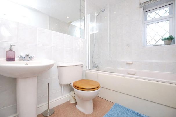 1 bedroom house of multiple occupation to rent - Photo 1