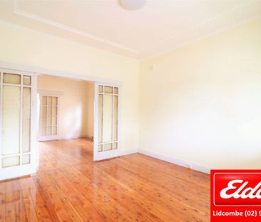 3-Bedroom Home in Prime Location Walk to Shops & Station - Photo 5