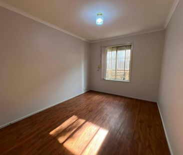 GREAT FAMILY HOME - Photo 3