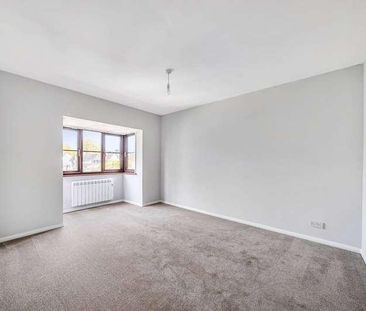 Dellfield Court, Watford, WD17 - Photo 2