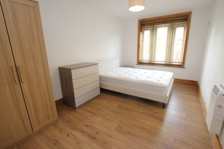 Marlborough Hall, Mapperley Road - Photo 5