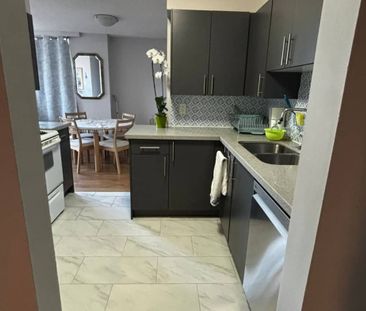 904-9521 Cardston Court, Burnaby - Photo 3