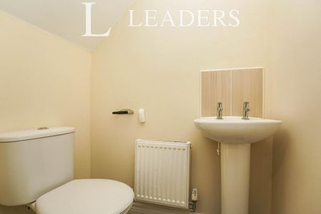 4 bedroom house to rent - Photo 2