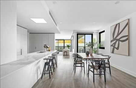 202/4 Willsmere Road, Kew VIC 3101 - Photo 4