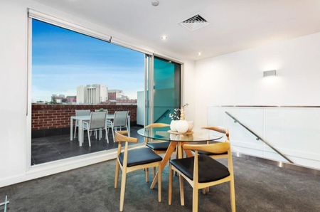 105/18 Bent Street, Kensington VIC 3031 - Photo 5