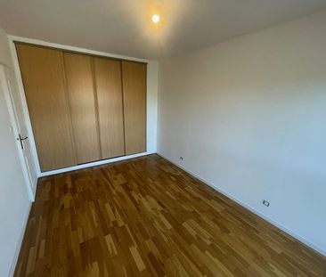 Location Appartement 3 pièces 94m² - Photo 3