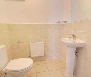 4 bedroom terraced house to rent - Photo 4