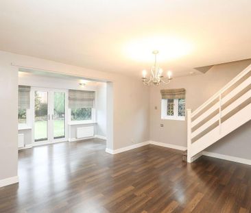 3 bedroom semi-detached house to rent - Photo 3