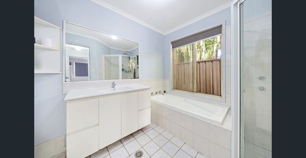 Spacious Family Home - Photo 1